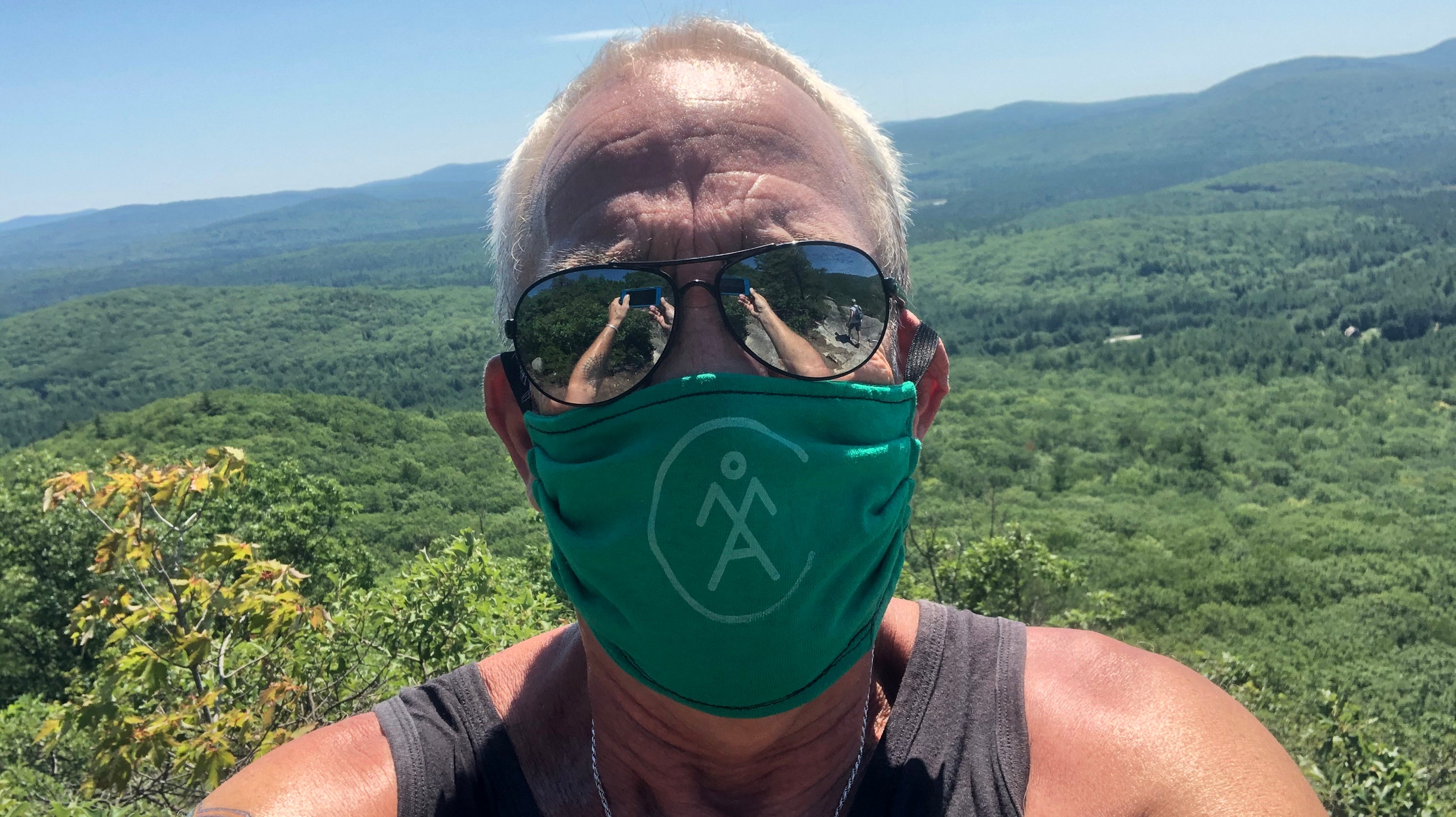 Burgeon Donates 1,000 Masks to the AMC