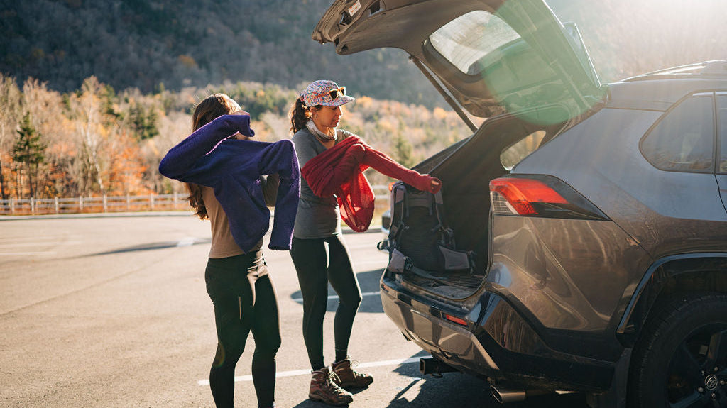 Start Cool, Stay Warm: A Simple Layering Guide for Fall and Winter Hikes