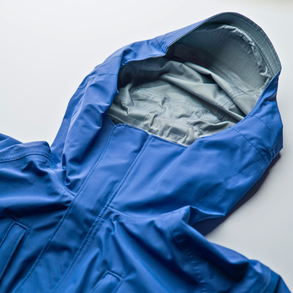 Closeup of Men's Tuckerman Jacket in 'Stone Blue.'